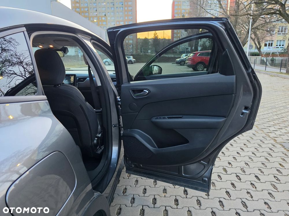 Renault Arkana E-TECH Full 145 Evolution - 25