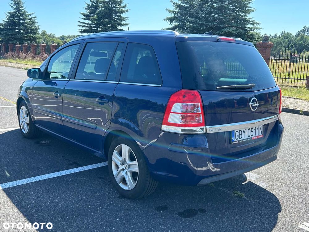 Opel Zafira - 3