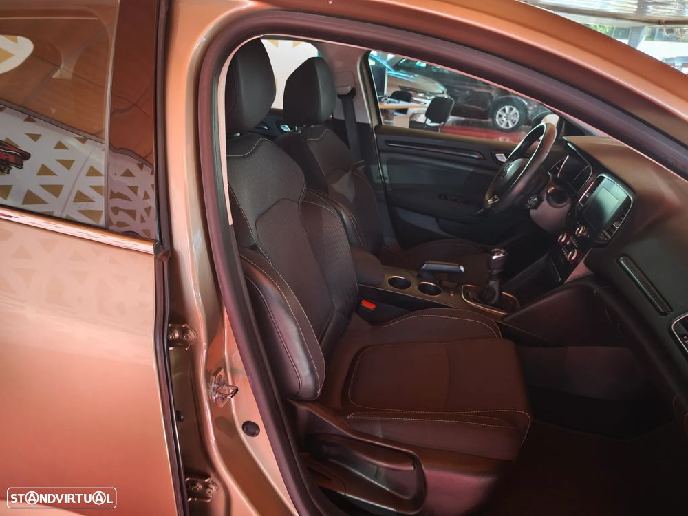 Renault Mégane 1.2 TCE Zen - 31