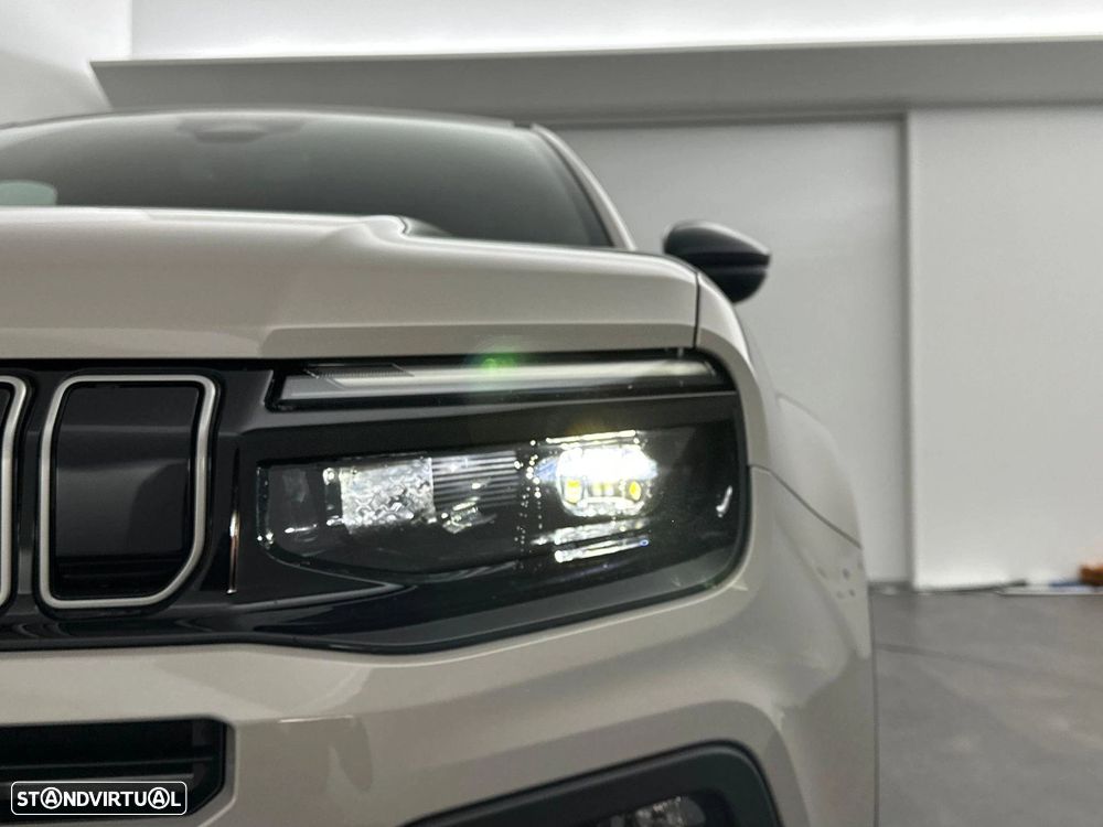 Jeep Avenger Summit - 10