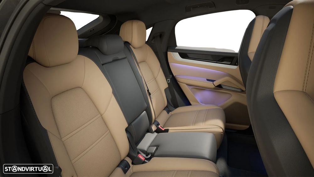 Porsche Cayenne Coupé E-Hybrid - 8