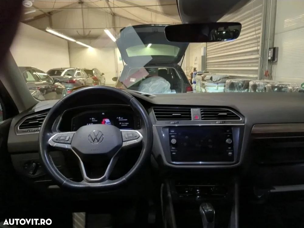 Volkswagen Tiguan 2.0 TDI SCR 4MOTION DSG Elegance - 3