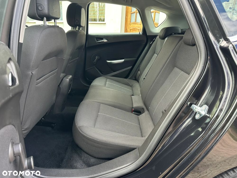 Opel Astra - 26
