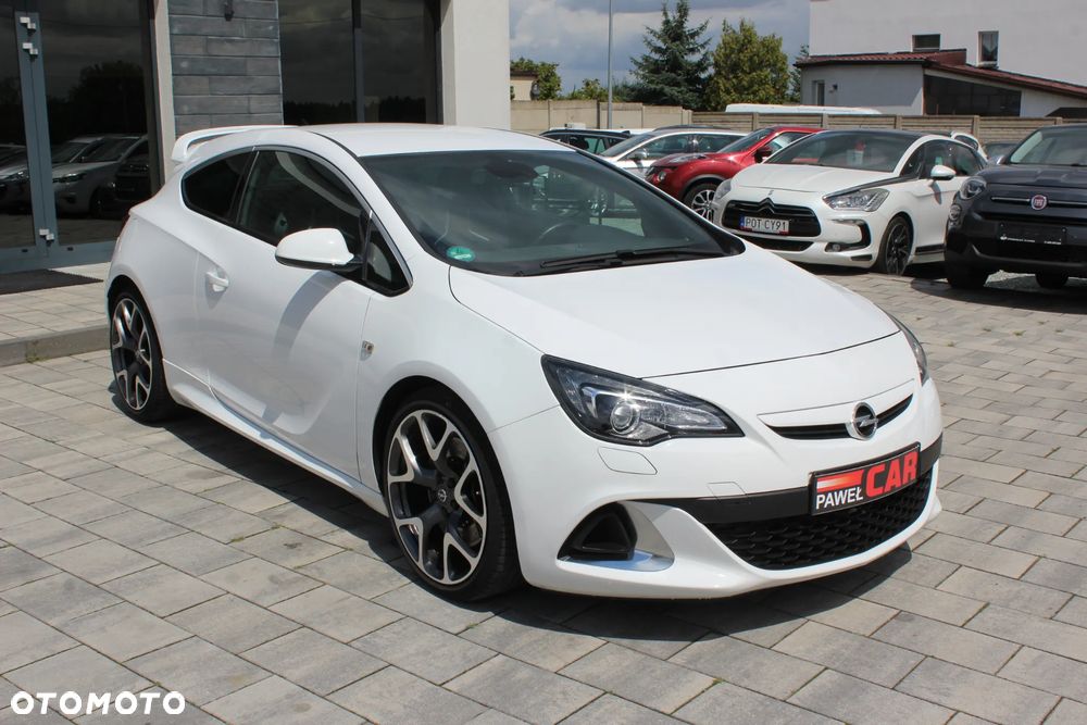 Opel Astra OPC - 12