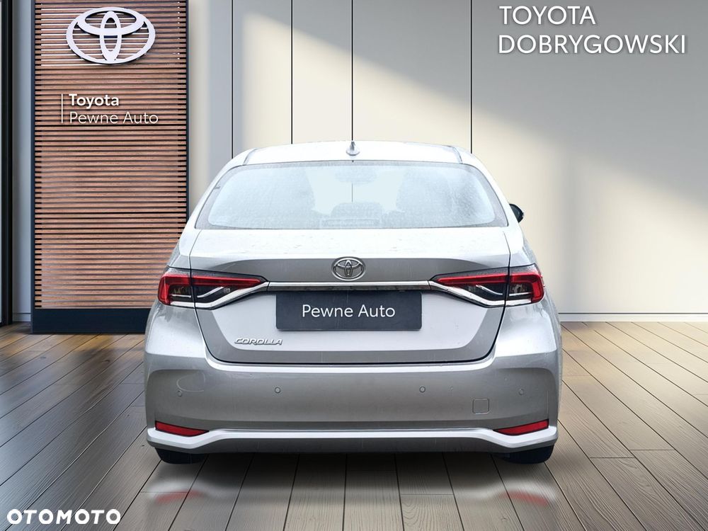 Toyota Corolla - 4
