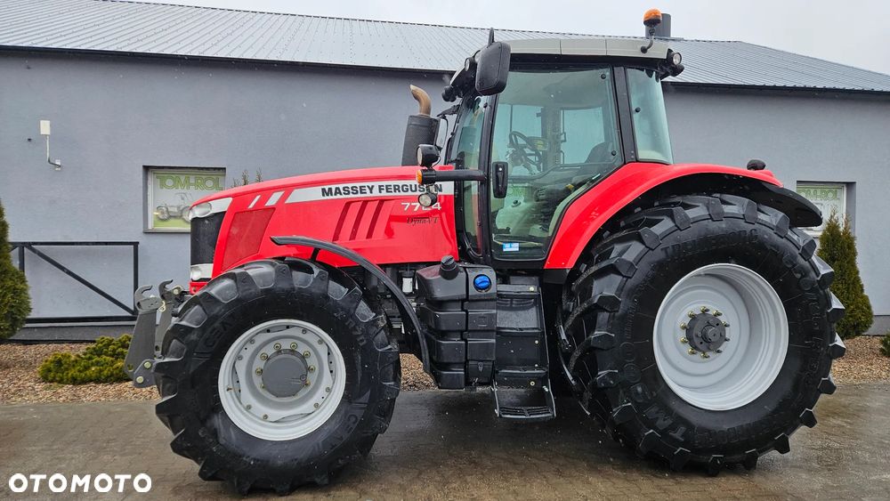 Massey Ferguson 7724 - 9