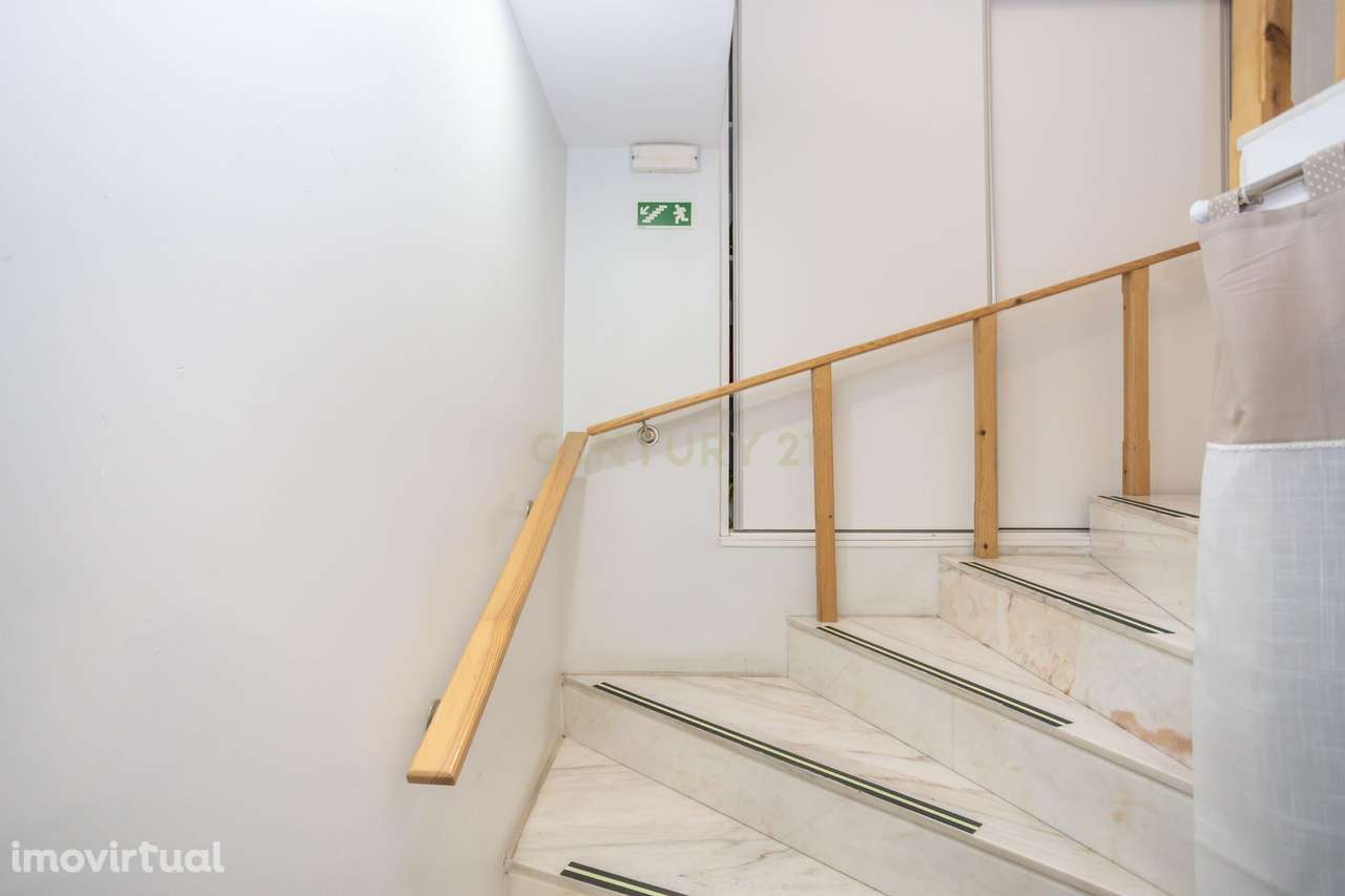 Propriedade Exclusiva com Moradia para Arrendamento- AL, Piscina, Anex - Grande imagem: 3/60