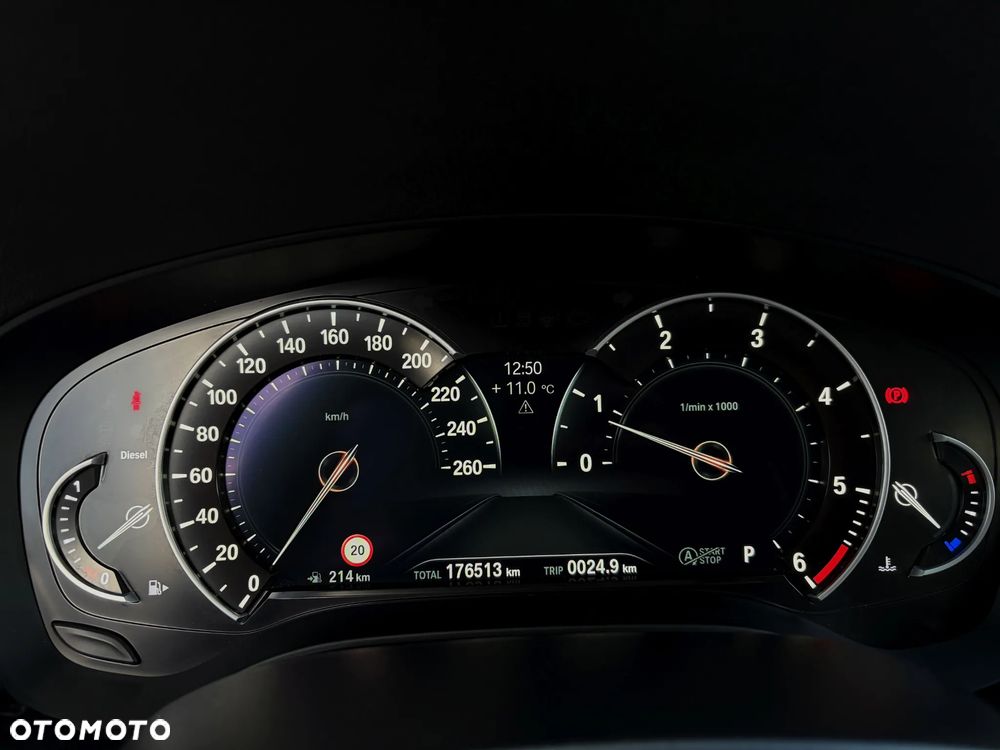 BMW Seria 5 520d - 22