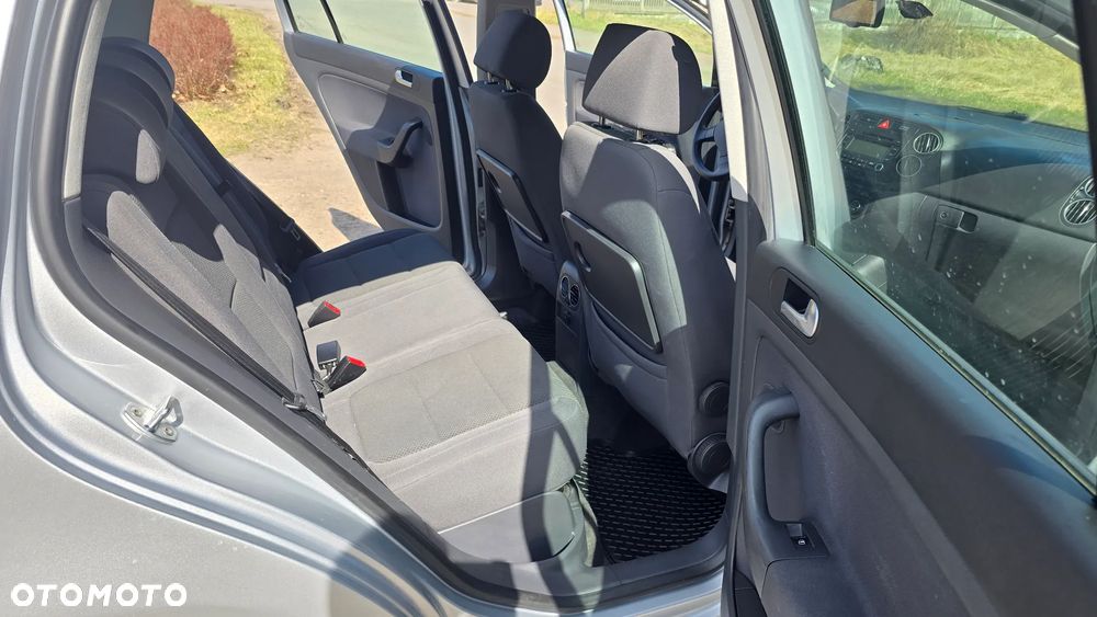 Volkswagen Golf Plus 1.6 Comfortline - 27