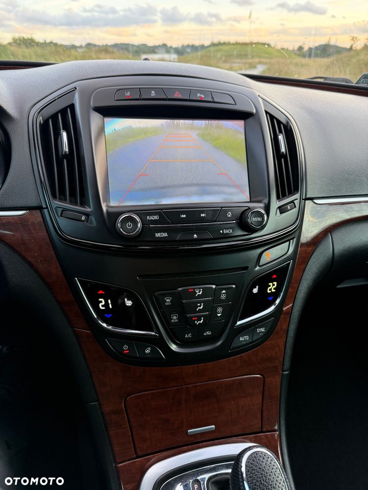 Opel Insignia - 12