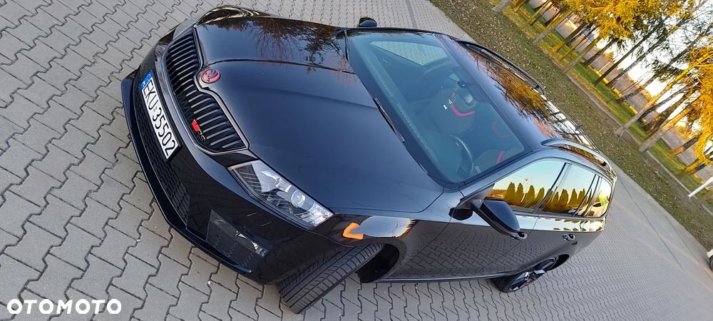 Skoda Octavia 2.0 TDI RS DSG - 17