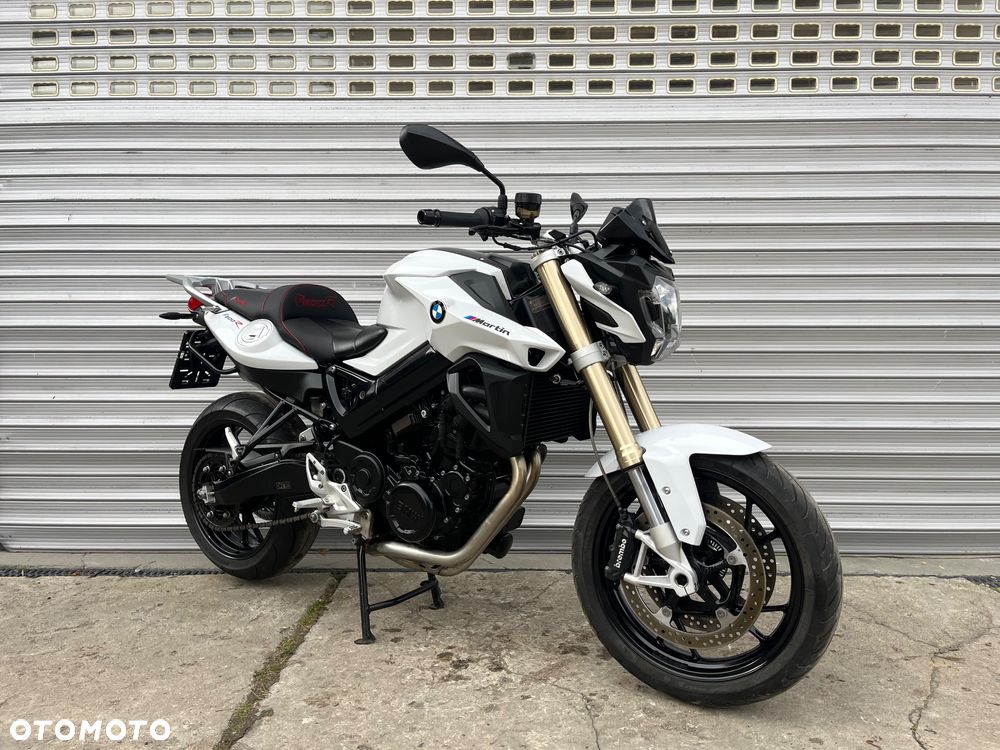 BMW F - 25