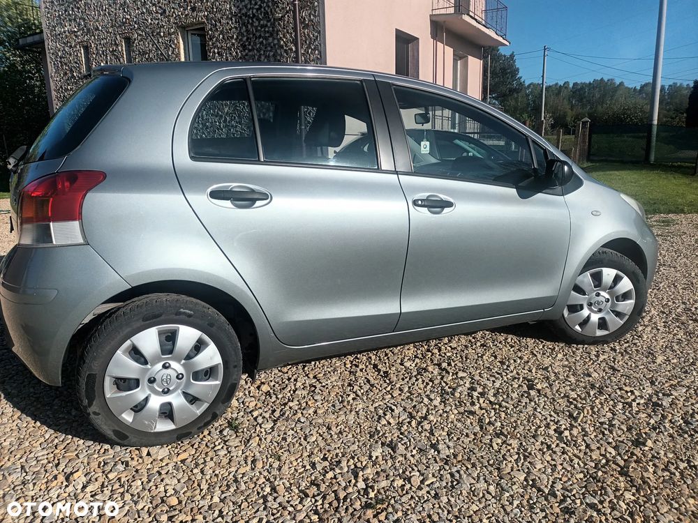 Toyota Yaris 1.33 VVT-i Cool+ - 6