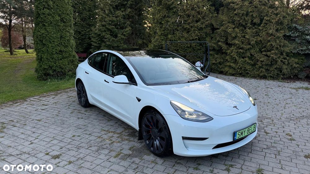 Tesla Model 3 - 7