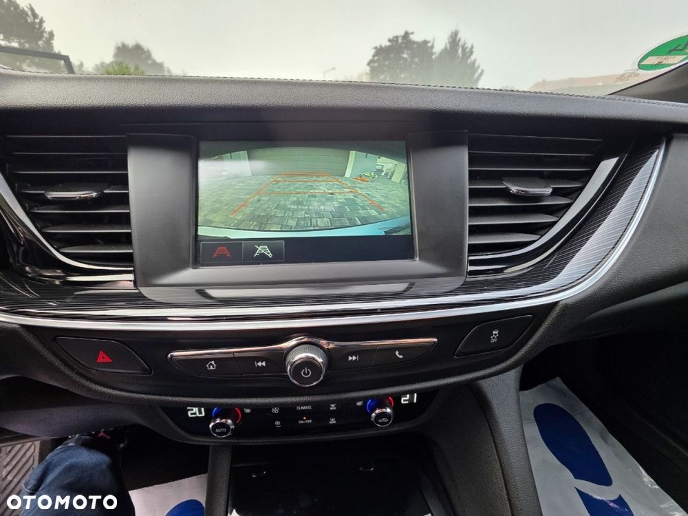 Opel Insignia - 17