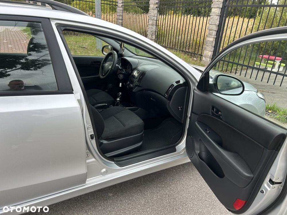 Hyundai i30 1.4 Classic + EU5 - 9