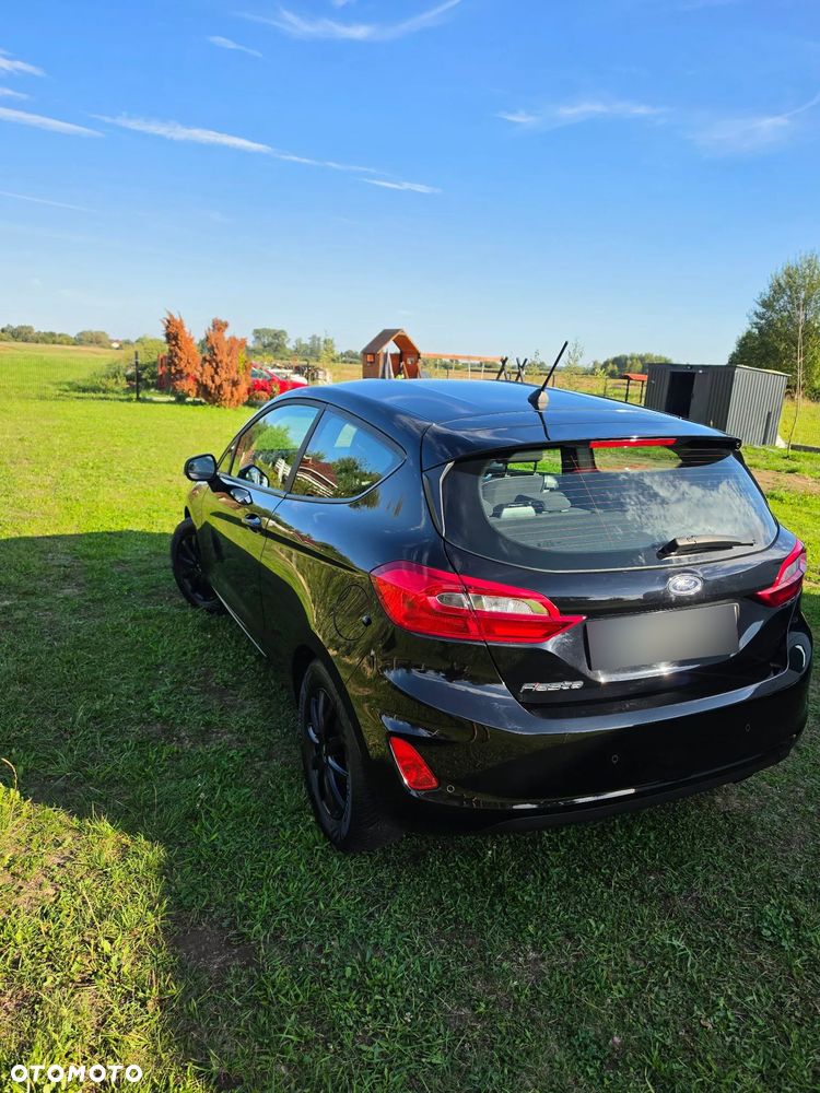 Ford Fiesta - 2