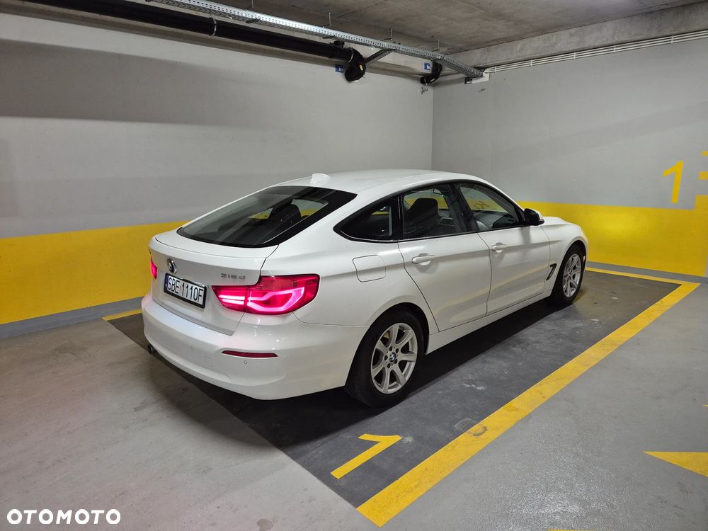 BMW 3GT 318d - 6