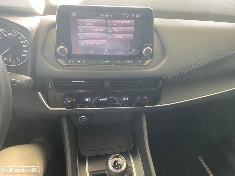 Nissan Qashqai 1.3 DIG-T Premiere Edition - 27