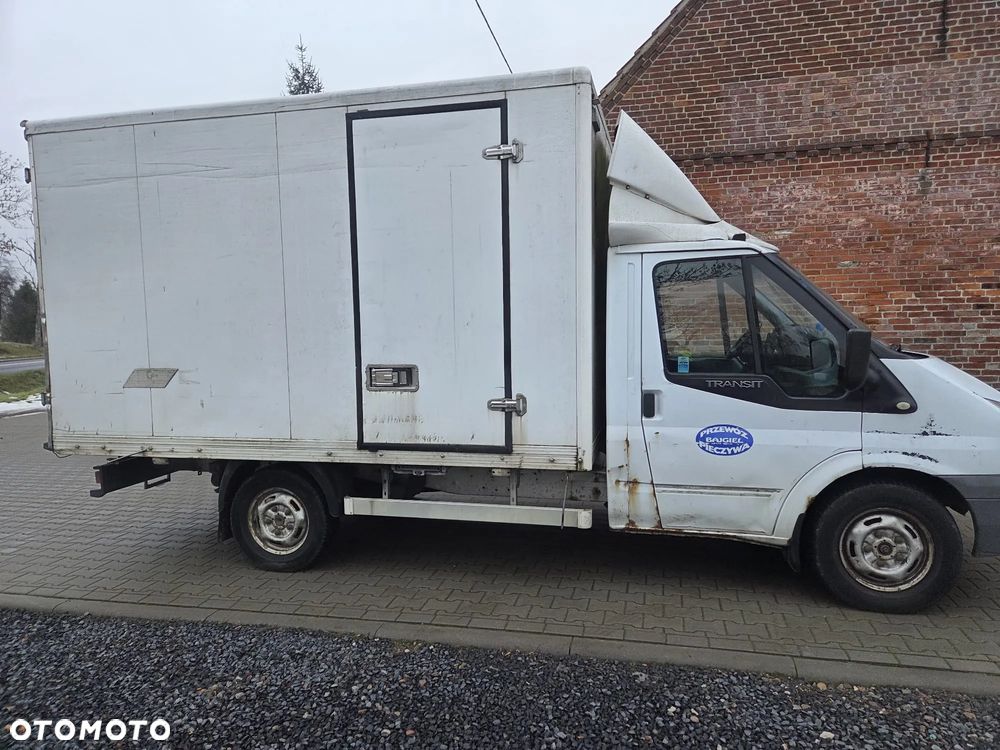 Ford Transit - 2