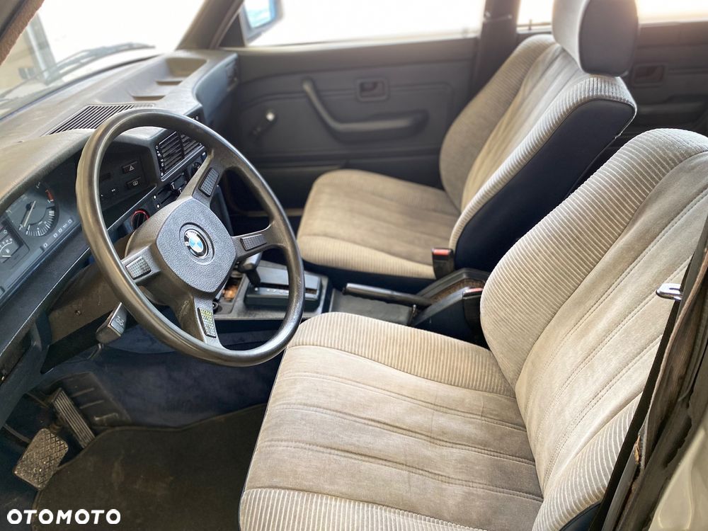 BMW Seria 5 - 8