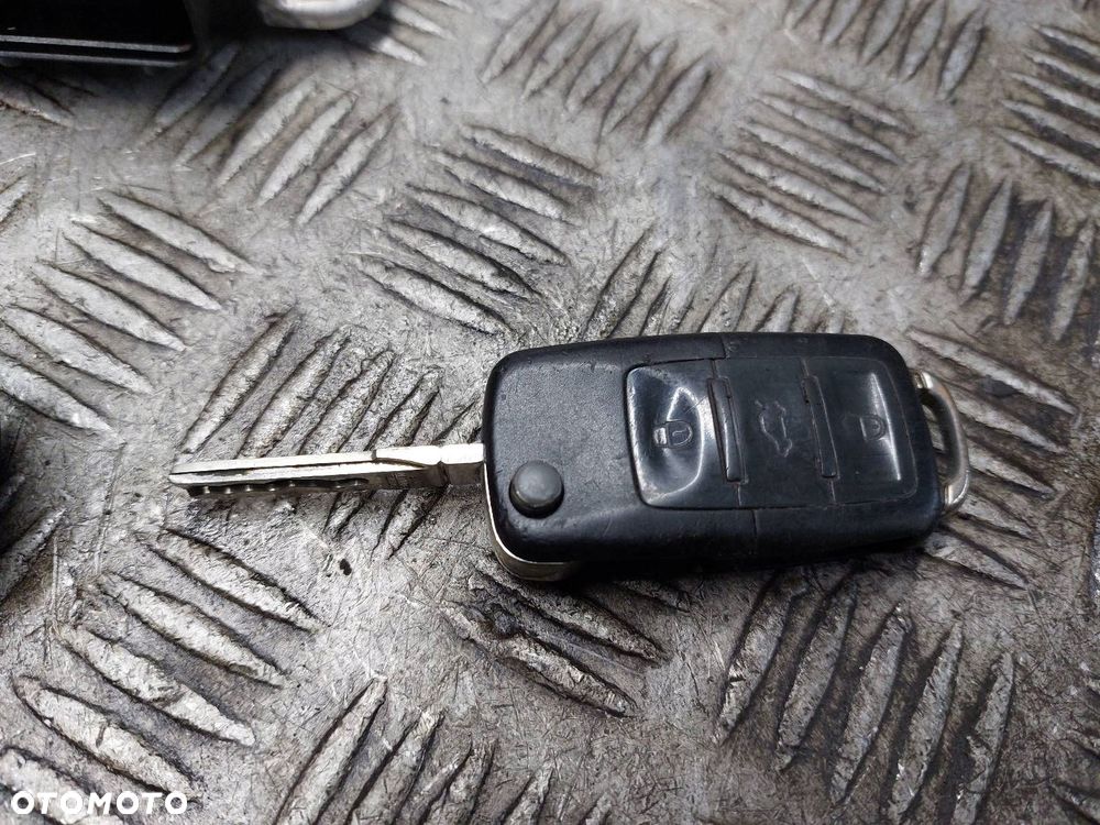 ZESTAW STARTOWY PASSAT B5 FL 1.9 TDI 038906019EA 4B0905851C 3B0920825A - 4