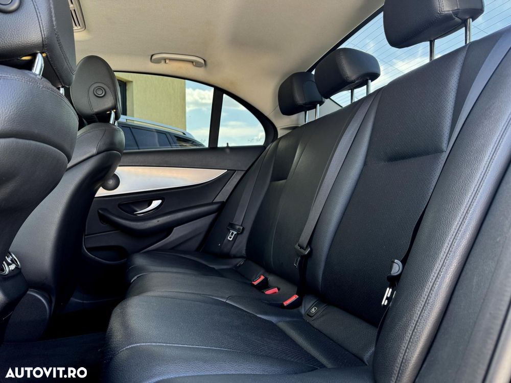 Mercedes-Benz E - 20