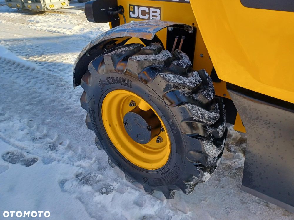 JCB 525-60 AG Plus - 7