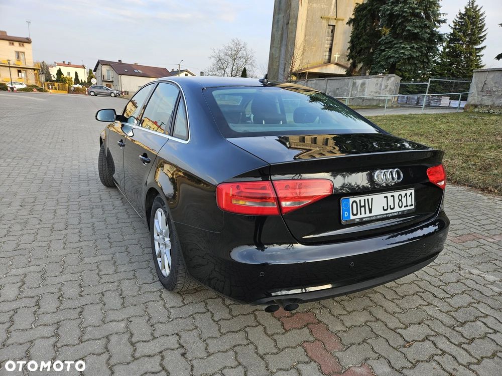 Audi A4 Limousine 2.0 TDI DPF quattro Ambiente - 6