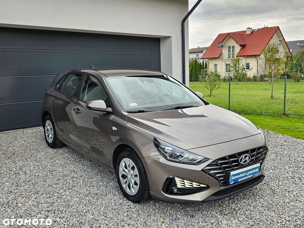 Hyundai i30 1.5 DPI Classic + - 35