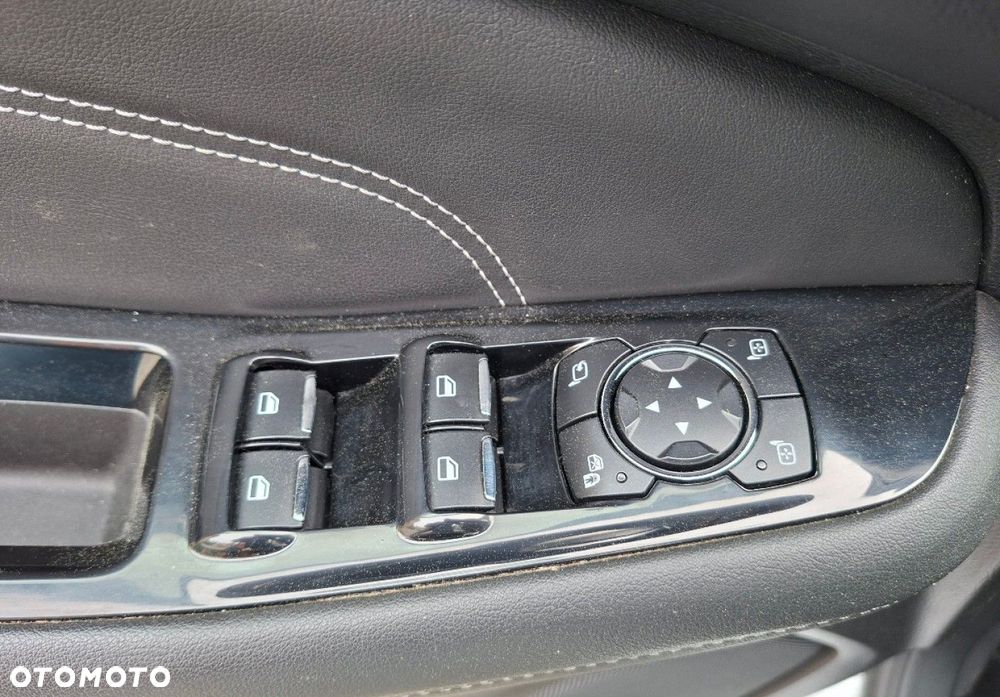 Ford S-Max - 23
