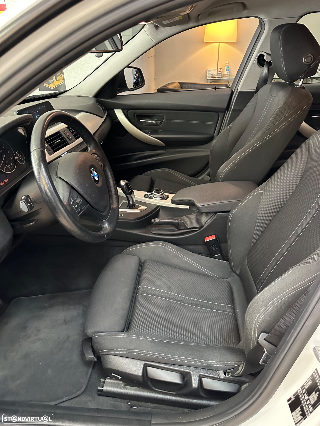 BMW 320 d Touring Aut. Efficient Dynamics Edition - 8