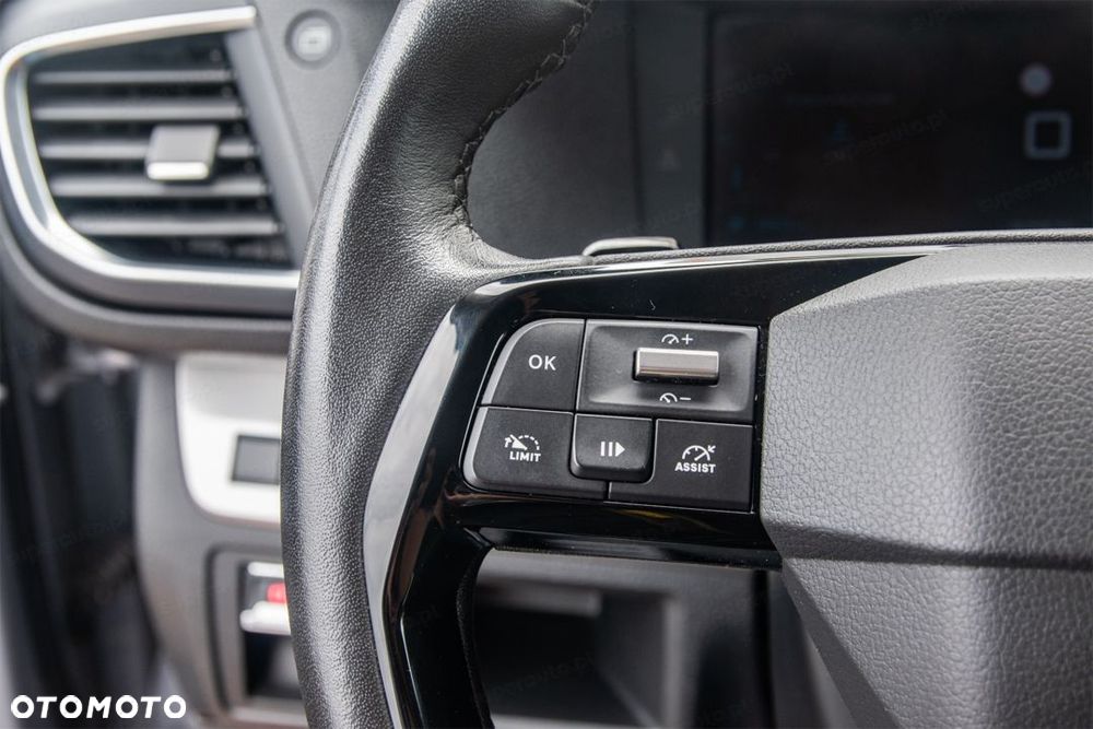 Citroën SpaceTourer 2.0 BlueHDi XL Business EAT8 - 23