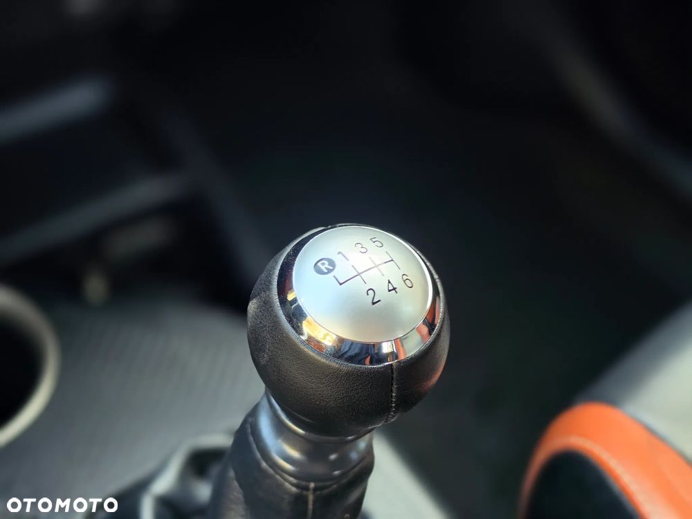 Toyota RAV4 - 19