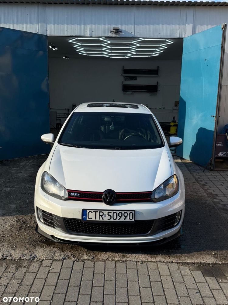 Volkswagen Golf - 4
