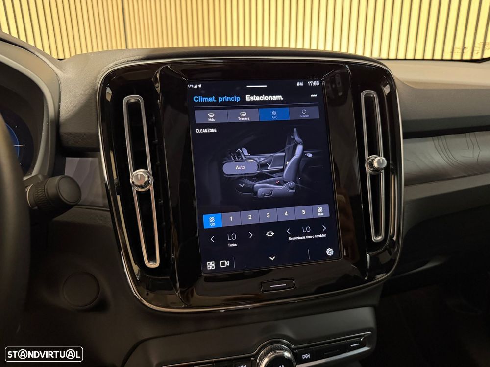 Volvo C40 Recharge Core - 18