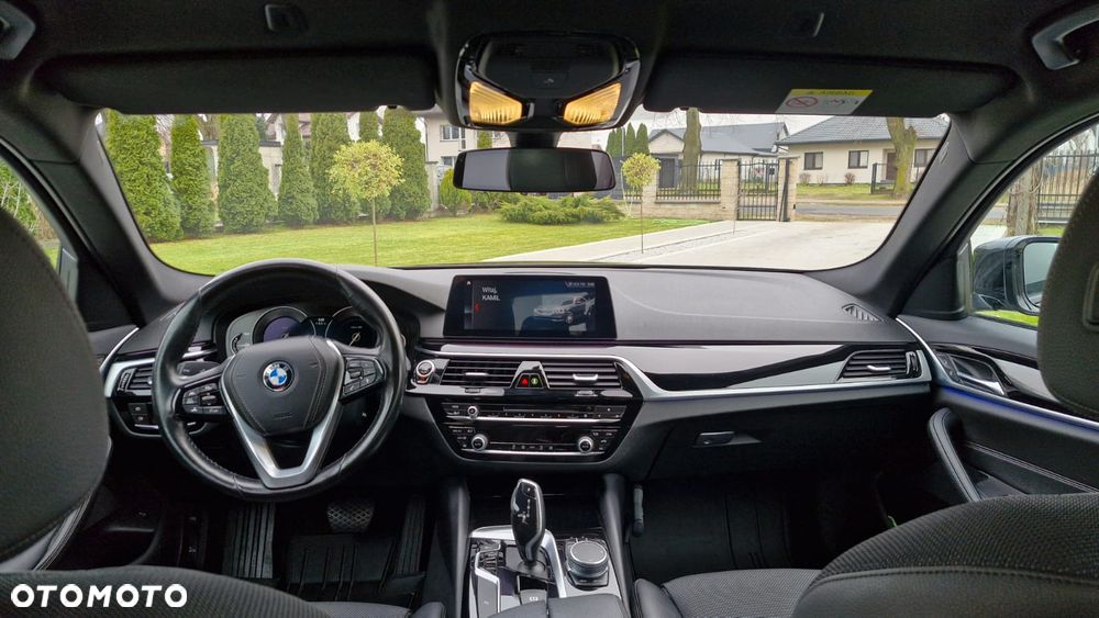BMW Seria 5 520d - 10