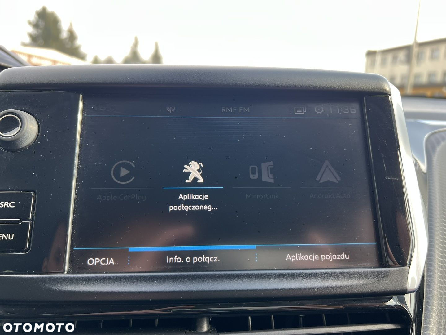 Peugeot 2008 - 21