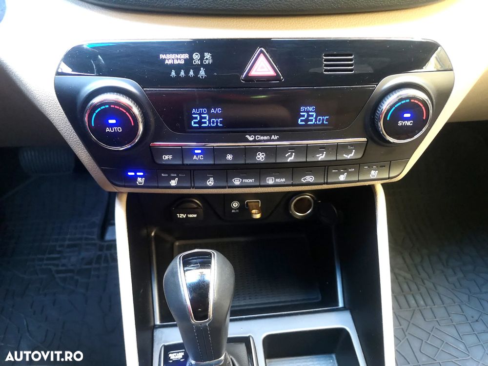 Hyundai Tucson 2.0 CRDI 4WD Automatik Premium - 16