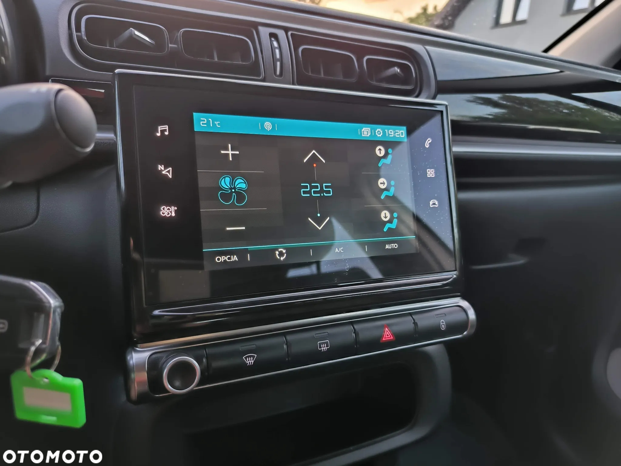Citroën C3 1.2 PureTech Shine - 32