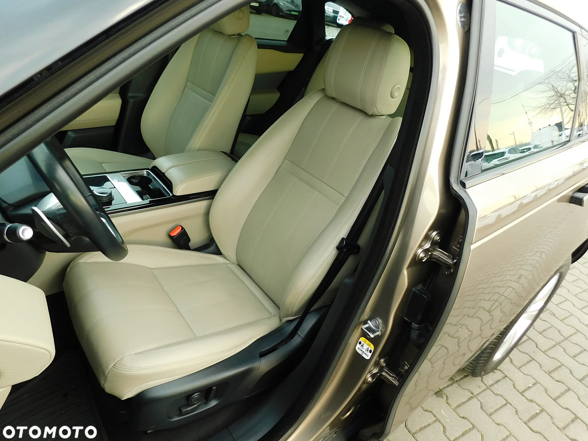 Land Rover Range Rover Velar 3.0 SD6 R-Dynamic - 11