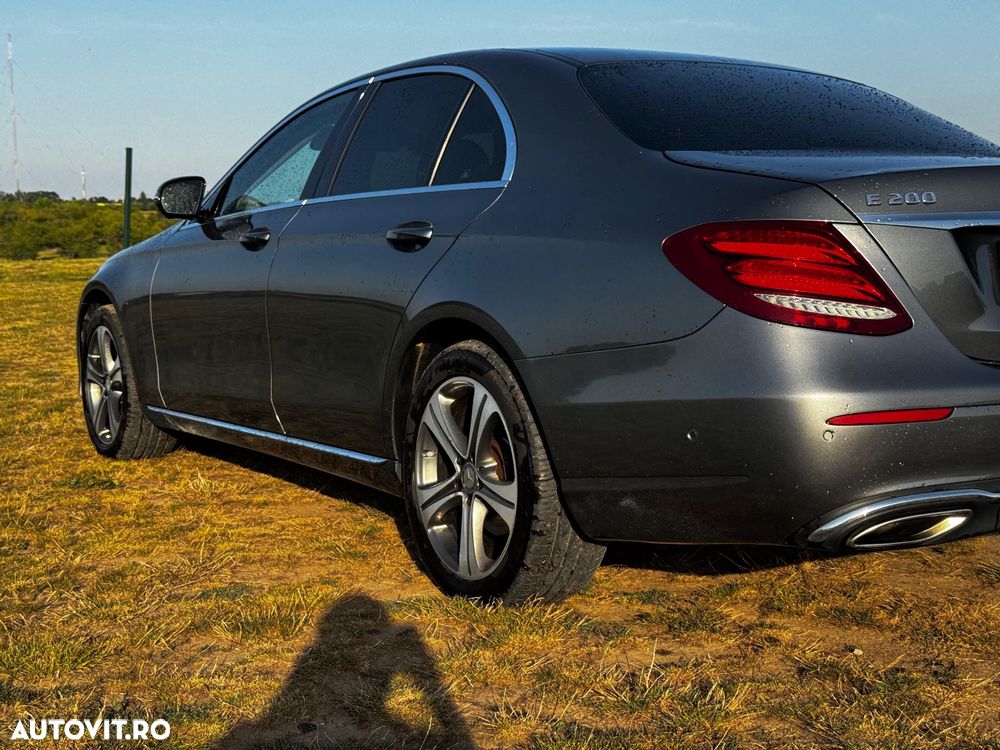 Mercedes-Benz E 200 9G-TRONIC Avantgarde - 8
