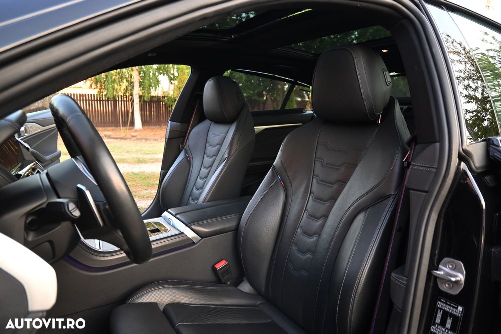 BMW Seria 8 840i xDrive - 22