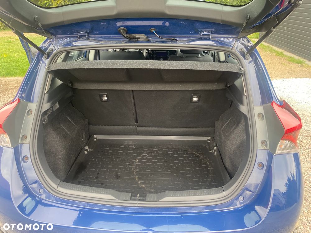Toyota Auris 1.33 VVT-i Active - 11