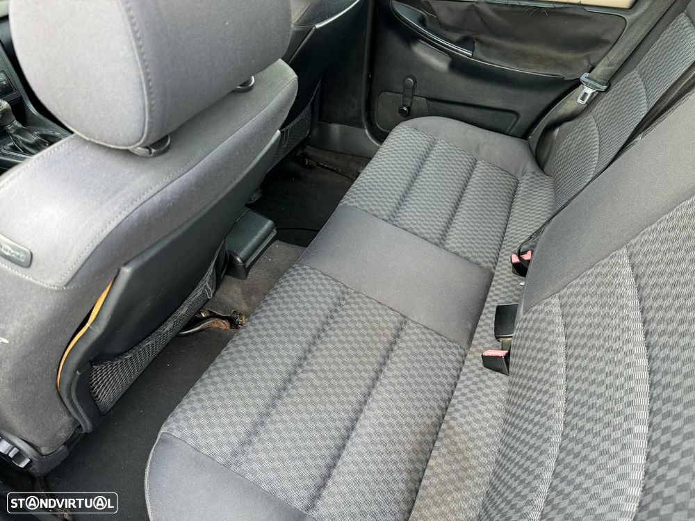 Audi A4 Avant 1.9 TDI Sport - 13