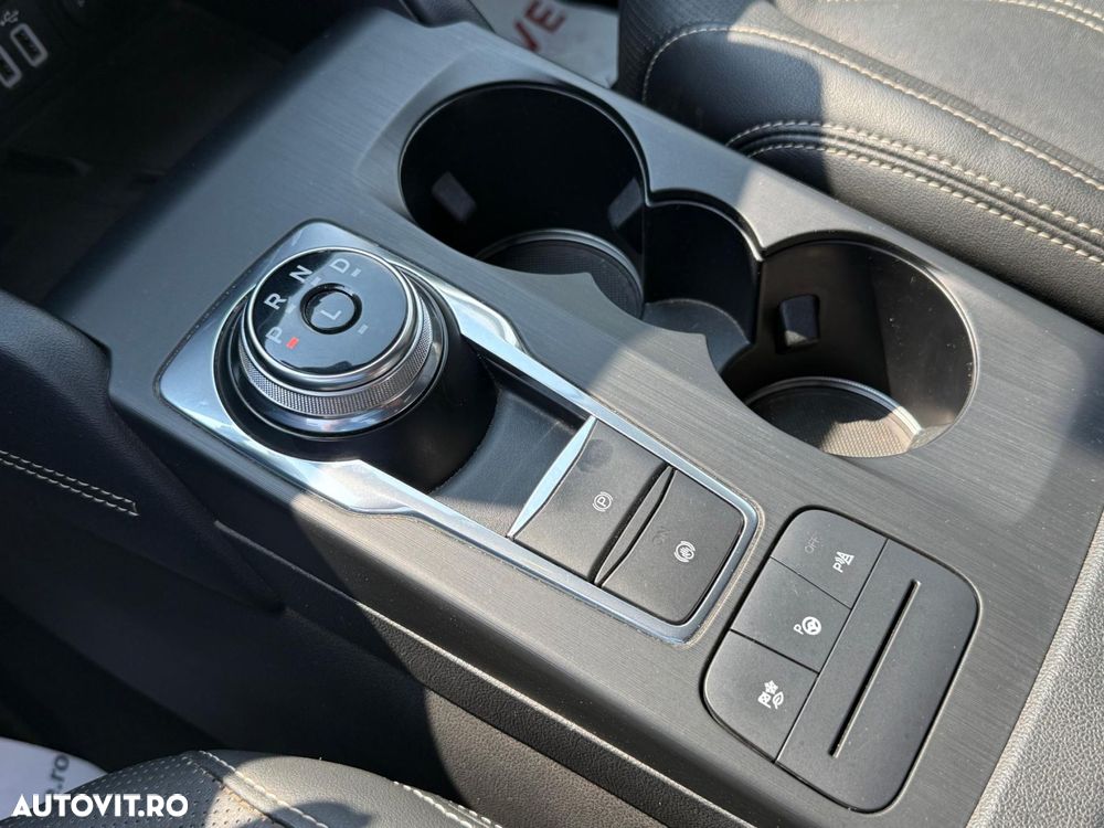 Ford Kuga 2.5 Duratec FHEV FWD Vignale - 28