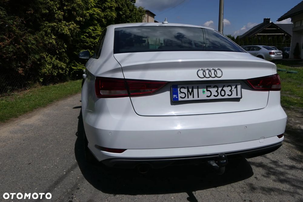Audi A3 Limousine 1.6 TDI S tronic design - 11