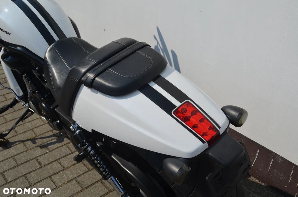 Harley-Davidson V-Rod Night Rod - 19