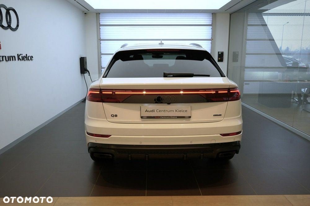 Audi Q8 - 4