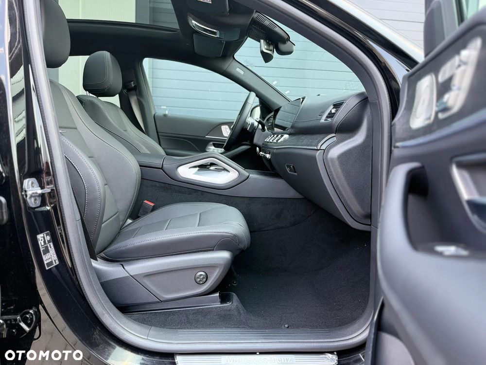 Mercedes-Benz GLE - 24